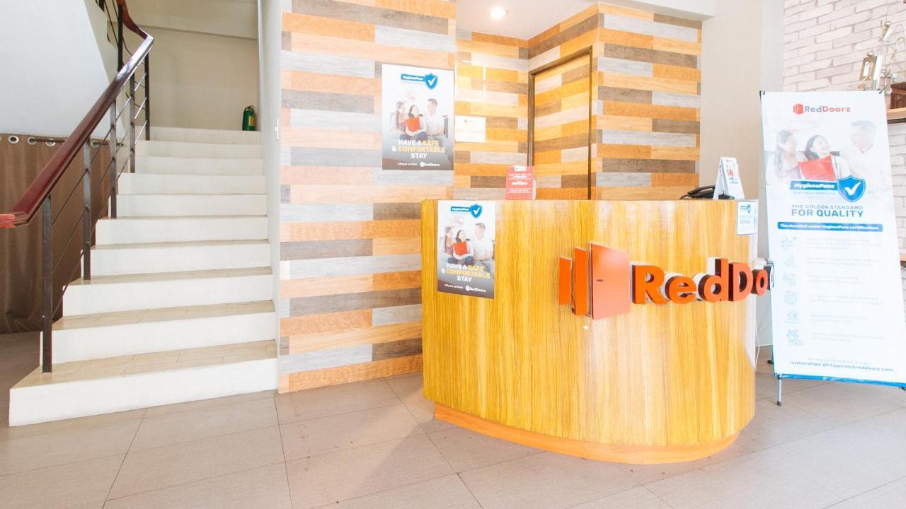 Reddoorz Plus Near Osmena Highway 2 Manila Eksteriør bilde