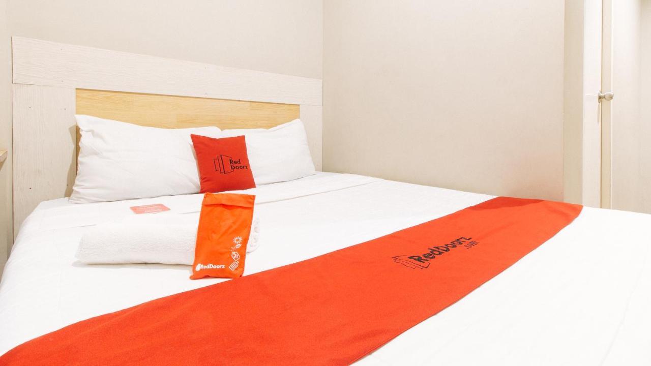 Reddoorz Plus Near Osmena Highway 2 Manila Eksteriør bilde