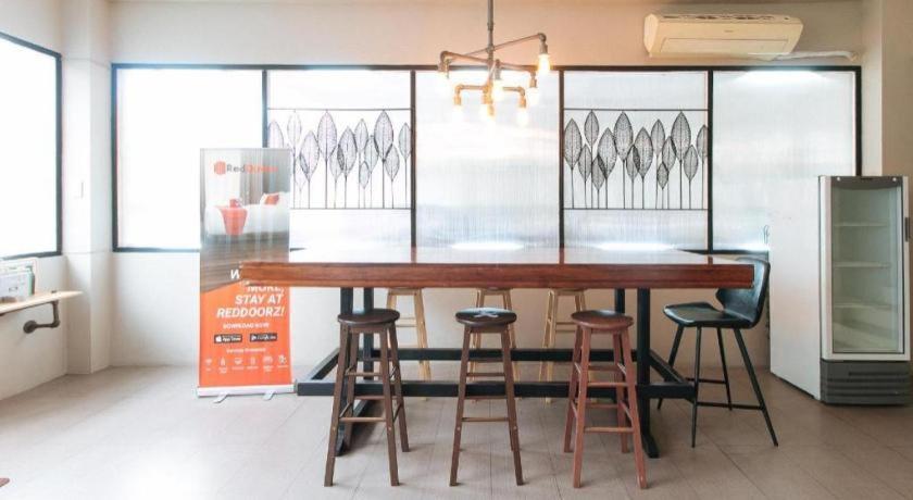 Reddoorz Plus Near Osmena Highway 2 Manila Eksteriør bilde