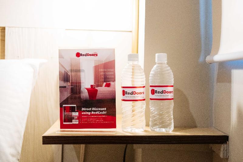 Reddoorz Plus Near Osmena Highway 2 Manila Eksteriør bilde