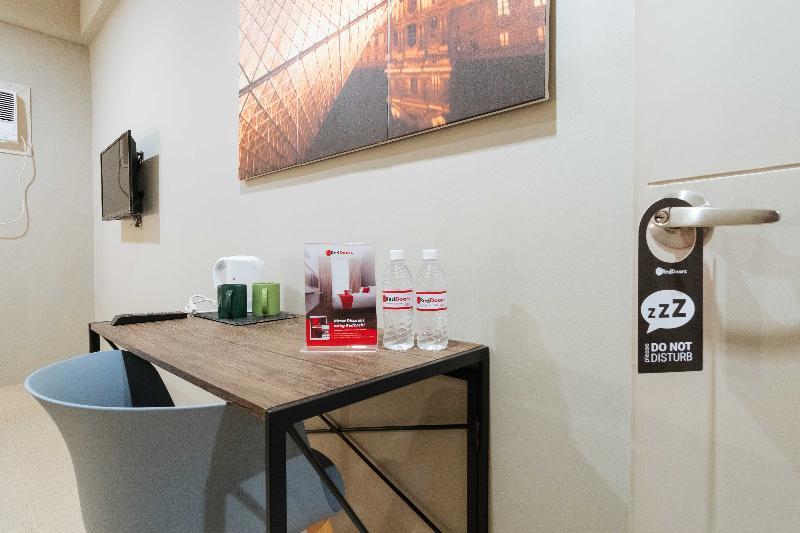 Reddoorz Plus Near Osmena Highway 2 Manila Eksteriør bilde